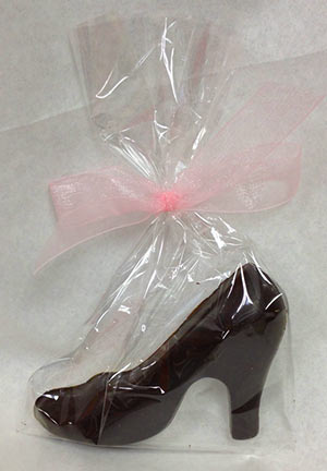 chocolate shoe wedding favor